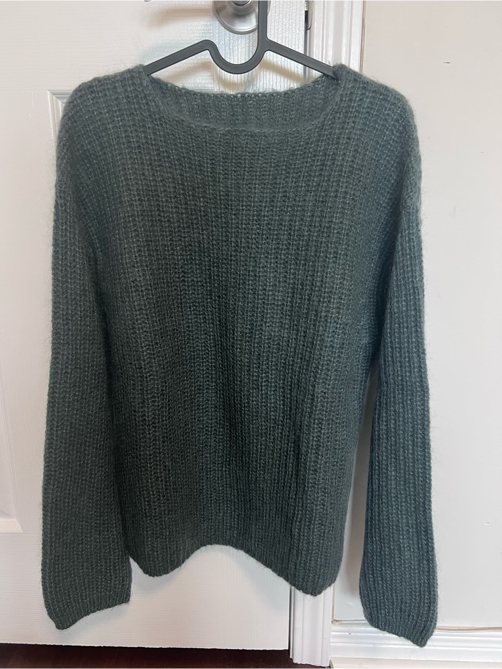 Mohair Cozy Ribbed Crewneck Sweater - Dark Green
